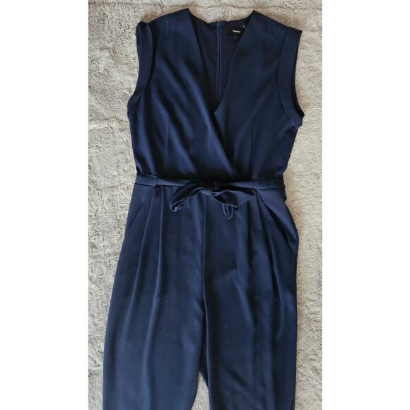 Theory Pavona Elevate Crepe Jumpsuit, Blue, Sexy V Neck, NYE Party, Sz 8 - Picture 9 of 11